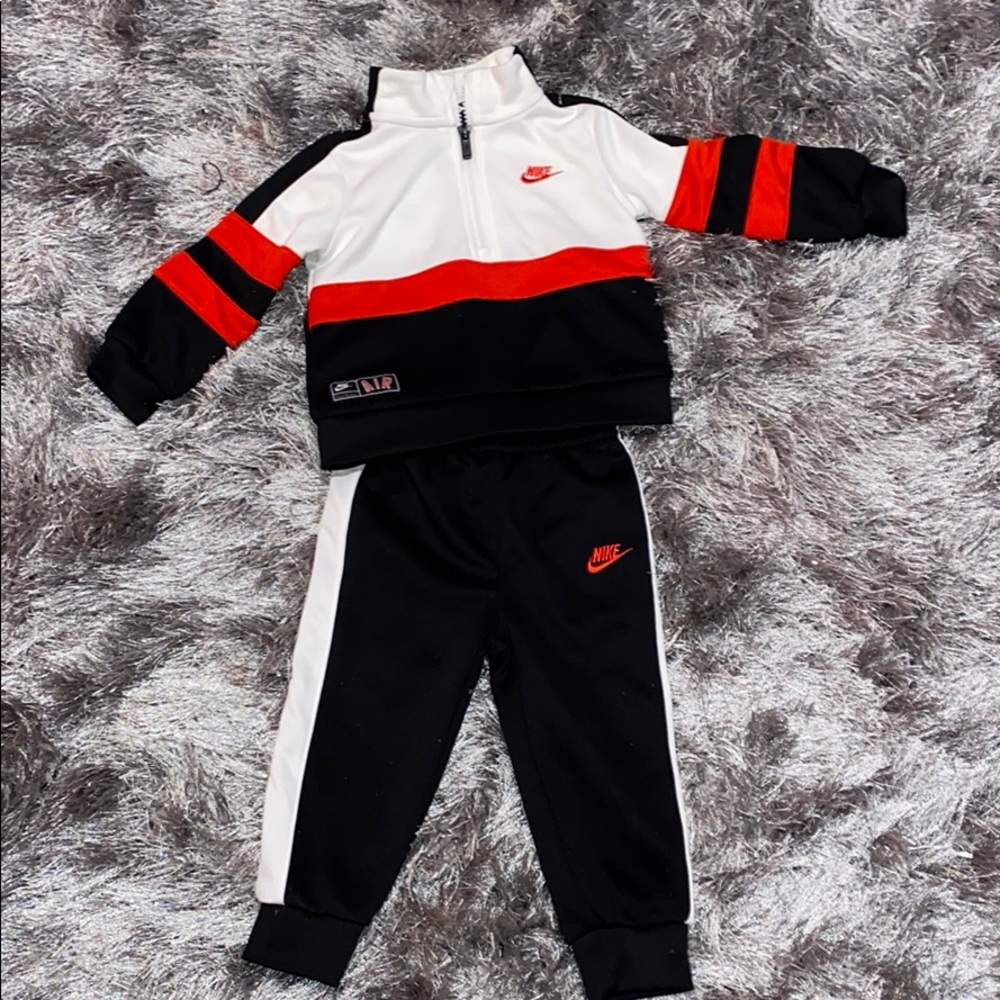 18m Nike Tracksuit